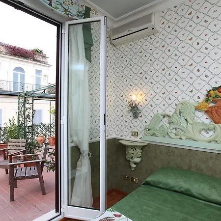 Antica Dimora Horti Luculliani Πανσιόν 2*