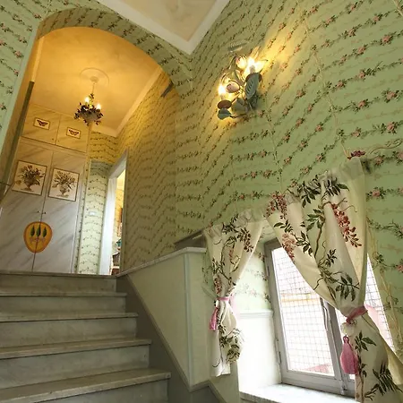 Casa de hóspedes Antica Dimora Horti Luculliani 2*
