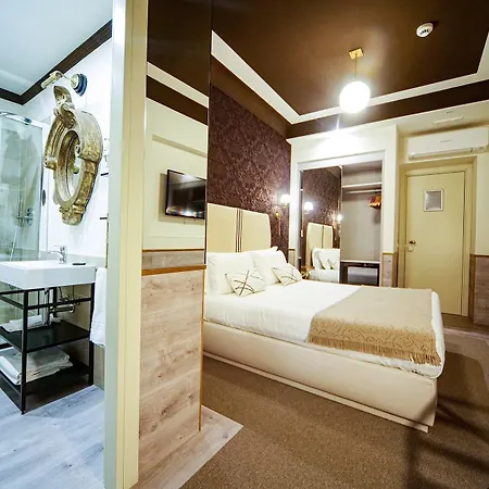 Antica Dimora Horti Luculliani 2* Рим